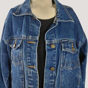 Wrangler Jean Jacket Coat Vintage Medium Blue Denim Button Closures Pockets